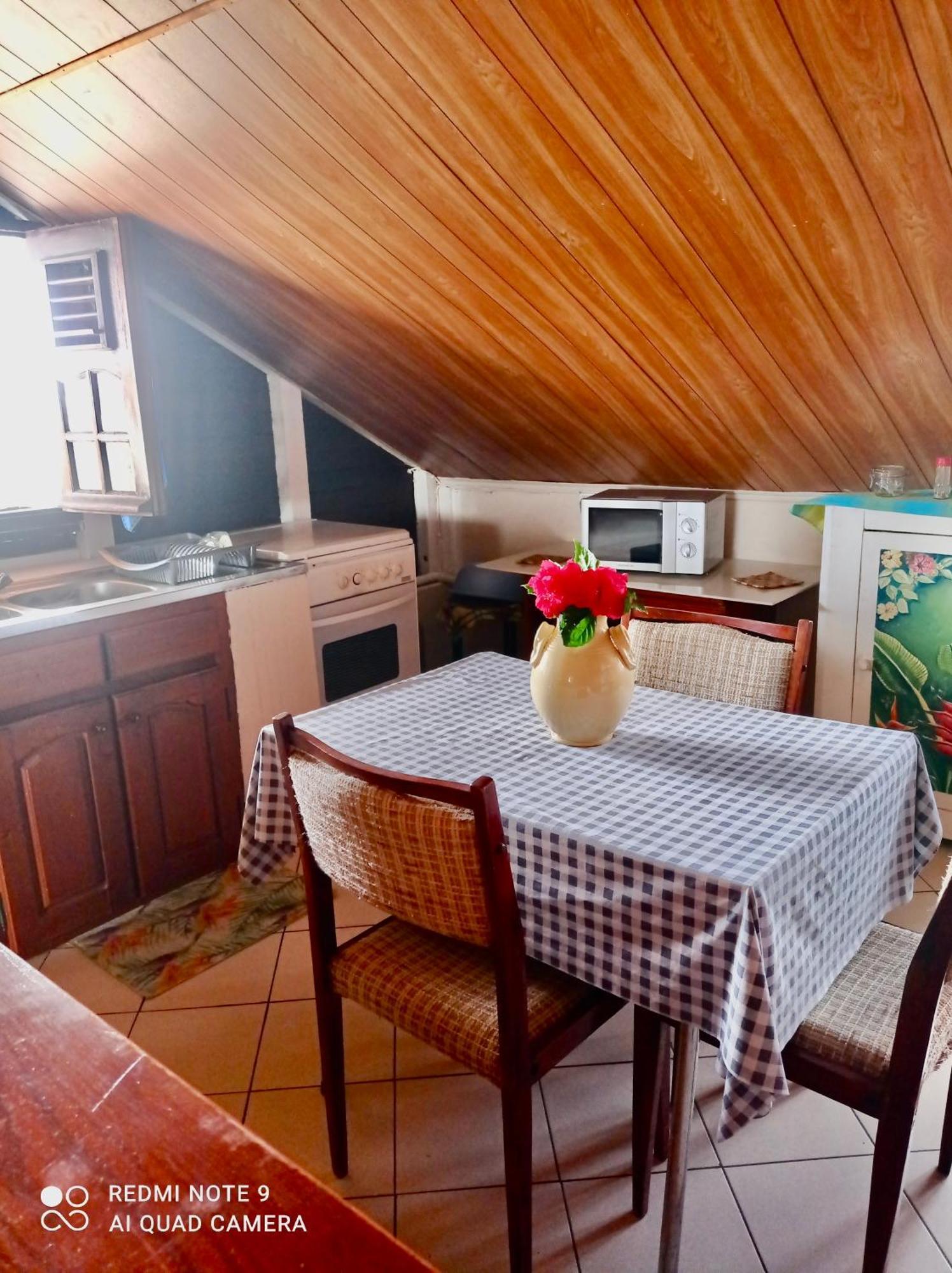 Вилла Chez Ninette Pres Des Sources Chaudes Буйант Экстерьер фото